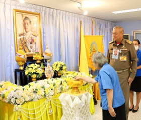 พิธีรับพระราชทานเข็มที่ระลึกตราสัญลักษณ์งานเฉลิมพระเกียรติพระบาทสมเด็จพระเจ้าอยู่หัว เนื่องในโอกาสพระราชพิธีมหามงคลเฉลิมพระชนมพรรษา ๖ รอบ ๗๒ พรรษา ๒๘ กรกฎาคม ๒๕๖๗ ... พารามิเตอร์รูปภาพ 14