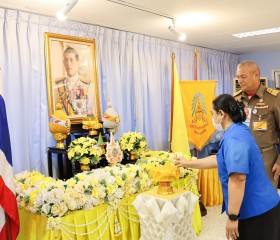 พิธีรับพระราชทานเข็มที่ระลึกตราสัญลักษณ์งานเฉลิมพระเกียรติพระบาทสมเด็จพระเจ้าอยู่หัว เนื่องในโอกาสพระราชพิธีมหามงคลเฉลิมพระชนมพรรษา ๖ รอบ ๗๒ พรรษา ๒๘ กรกฎาคม ๒๕๖๗ ... พารามิเตอร์รูปภาพ 29