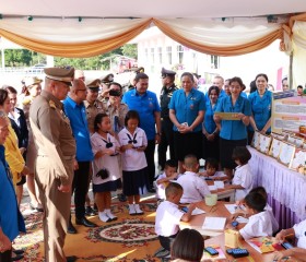 พลเรือเอก พงษ์เทพ หนูเทพ องคมนตรี ประธานกรรมการบริหาร ... พารามิเตอร์รูปภาพ 4