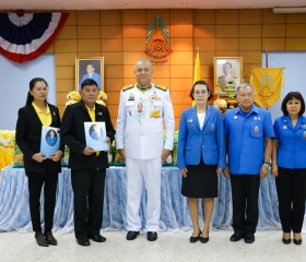 พลเรือเอก พงษ์เทพ หนูเทพ องคมนตรี ประธานกรรมการบริหาร ... พารามิเตอร์รูปภาพ 2