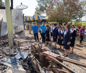 นายทวี เสริมภักดีกุล ผู้ว่าราชการจังหวัดพิษณุโลก ... พารามิเตอร์รูปภาพ 4