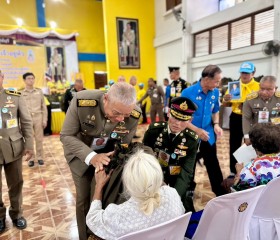 พระบาทสมเด็จพระเจ้าอยู่หัว ... พารามิเตอร์รูปภาพ 10