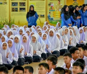 พลเรือเอก พงษ์เทพ หนูเทพ องคมนตรี ... พารามิเตอร์รูปภาพ 3