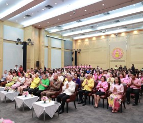 พลอากาศโท ภักดี แสง-ชูโต กรรมการบริหารและเลขาธิการ ... พารามิเตอร์รูปภาพ 1