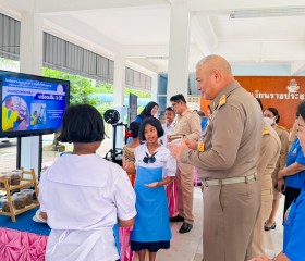 พลเรือเอก พงษ์เทพ หนูเทพ องคมนตรี ประธานกรรมการบริหาร ... พารามิเตอร์รูปภาพ 4