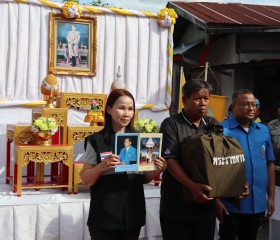 นายชัชวาลย์ เบญจสิริวงศ์ ผู้ว่าราชการจังหวัดร้อยเอ็ด ... พารามิเตอร์รูปภาพ 5