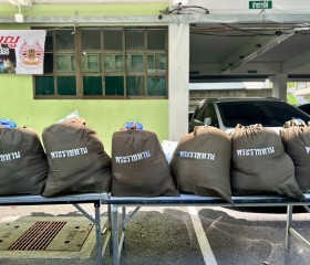 นายวิลาศ รุจิวัฒนพงศ์ รองประธานฝ่ายบรรเทาทุกข์ ... พารามิเตอร์รูปภาพ 1