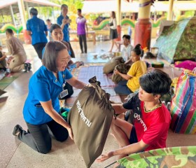 นายวิลาศ รุจิวัฒนพงศ์ รองประธานฝ่ายบรรเทาทุกข์ ... พารามิเตอร์รูปภาพ 10