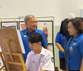 พลเรือเอก พงษ์เทพ หนูเทพ องคมนตรี ... พารามิเตอร์รูปภาพ 2