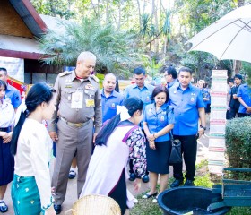 พลเรือเอก พงษ์เทพ หนูเทพ องคมนตรี ... พารามิเตอร์รูปภาพ 3