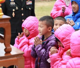 นายพลากร สุวรรณรัฐ องคมนตรี นายกมูลนิธิราชประชานุเคราะห์ฯ ... พารามิเตอร์รูปภาพ 9