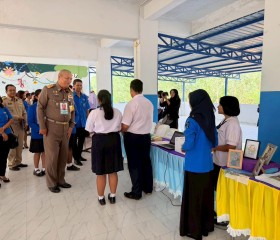 พลเรือเอก พงษ์เทพ หนูเทพ องคมนตรี ... พารามิเตอร์รูปภาพ 8