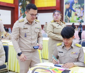 พลเรือเอก พงษ์เทพ หนูเทพ องคมนตรี ... พารามิเตอร์รูปภาพ 14