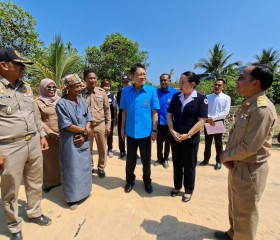 นายอังกูร ศีลาเทวากูล ผู้ว่าราชการจังหวัดกระบี่ ... พารามิเตอร์รูปภาพ 4