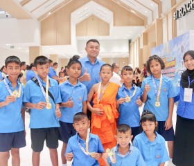 พลเรือเอก พงษ์เทพ หนูเทพ องคมนตรี ... พารามิเตอร์รูปภาพ 7