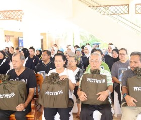 นายสุวิทย์ สุริยะวงค์ รองผู้ว่าราชการจังหวัดกระบี่ ... พารามิเตอร์รูปภาพ 3