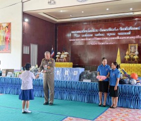 พลเรือเอก พงษ์เทพ หนูเทพ องคมนตรี ... พารามิเตอร์รูปภาพ 4