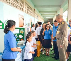 พลเรือเอก พงษ์เทพ หนูเทพ องคมนตรี ... พารามิเตอร์รูปภาพ 4