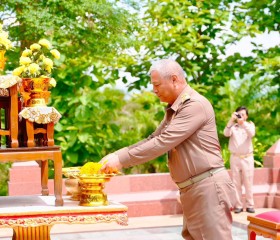 พลเรือเอก พงษ์เทพ หนูเทพ ... พารามิเตอร์รูปภาพ 13