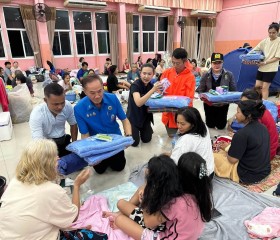 พระบาทสมเด็จพระเจ้าอยู่หัว และสมเด็จพระนางเจ้าฯ ... พารามิเตอร์รูปภาพ 31
