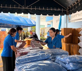 พลเรือเอก พงษ์เทพ หนูเทพ องคมนตรี ... พารามิเตอร์รูปภาพ 37